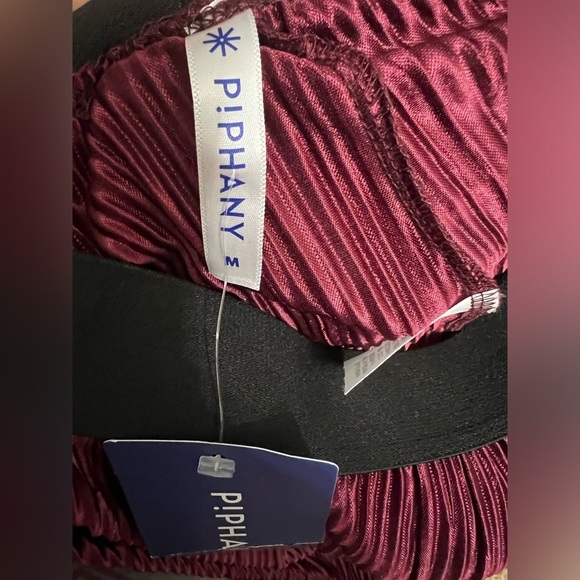 Piphany Magnolia Skirt High Low Pleated Maroon Elastic Waist- Medium-NWT - Picture 10 of 11